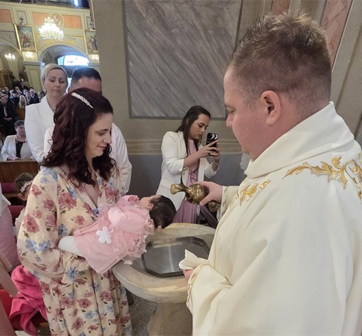 U župi Bistra kršteno peto dijete obitelji Gudiček